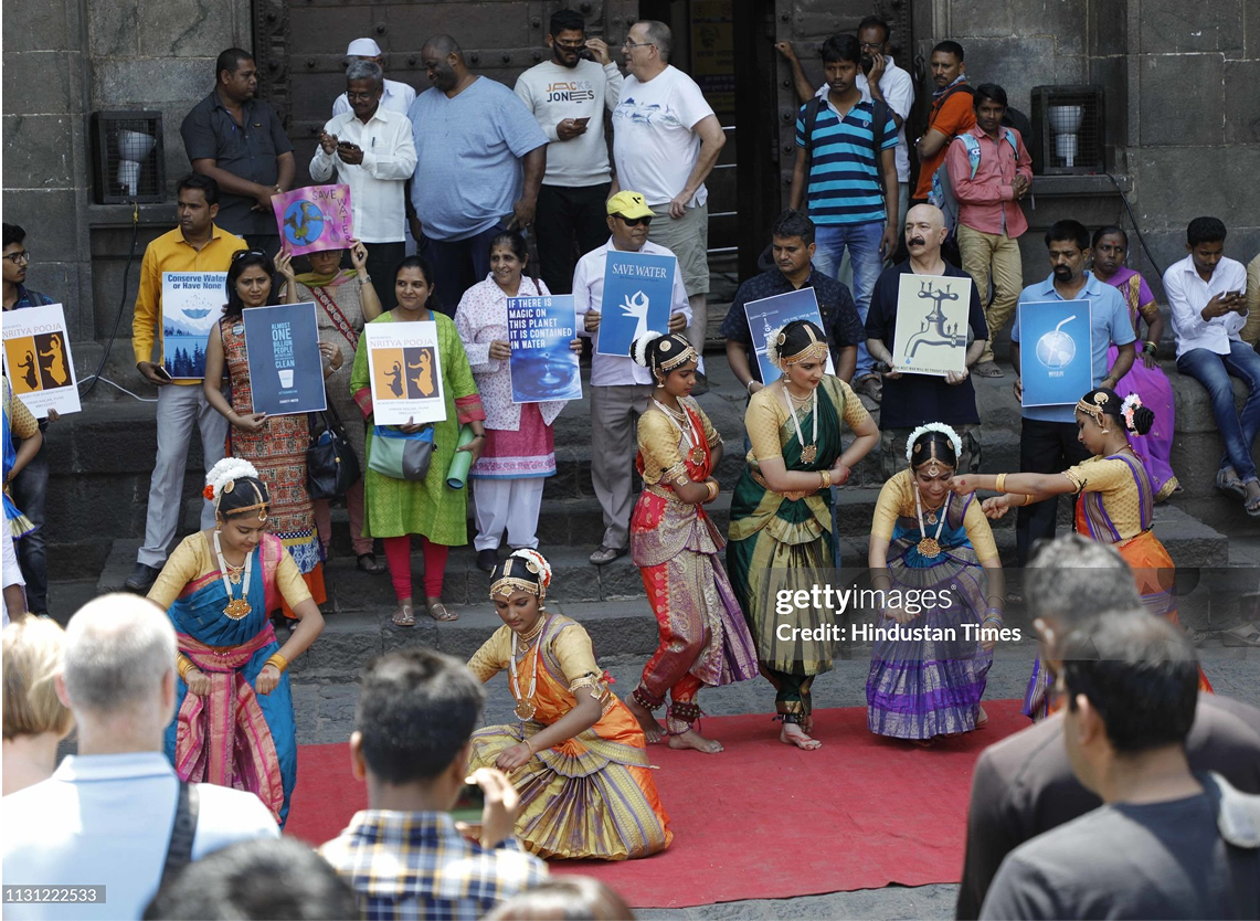 Street Bharatanatyam performance inspiring civic awareness in Pune