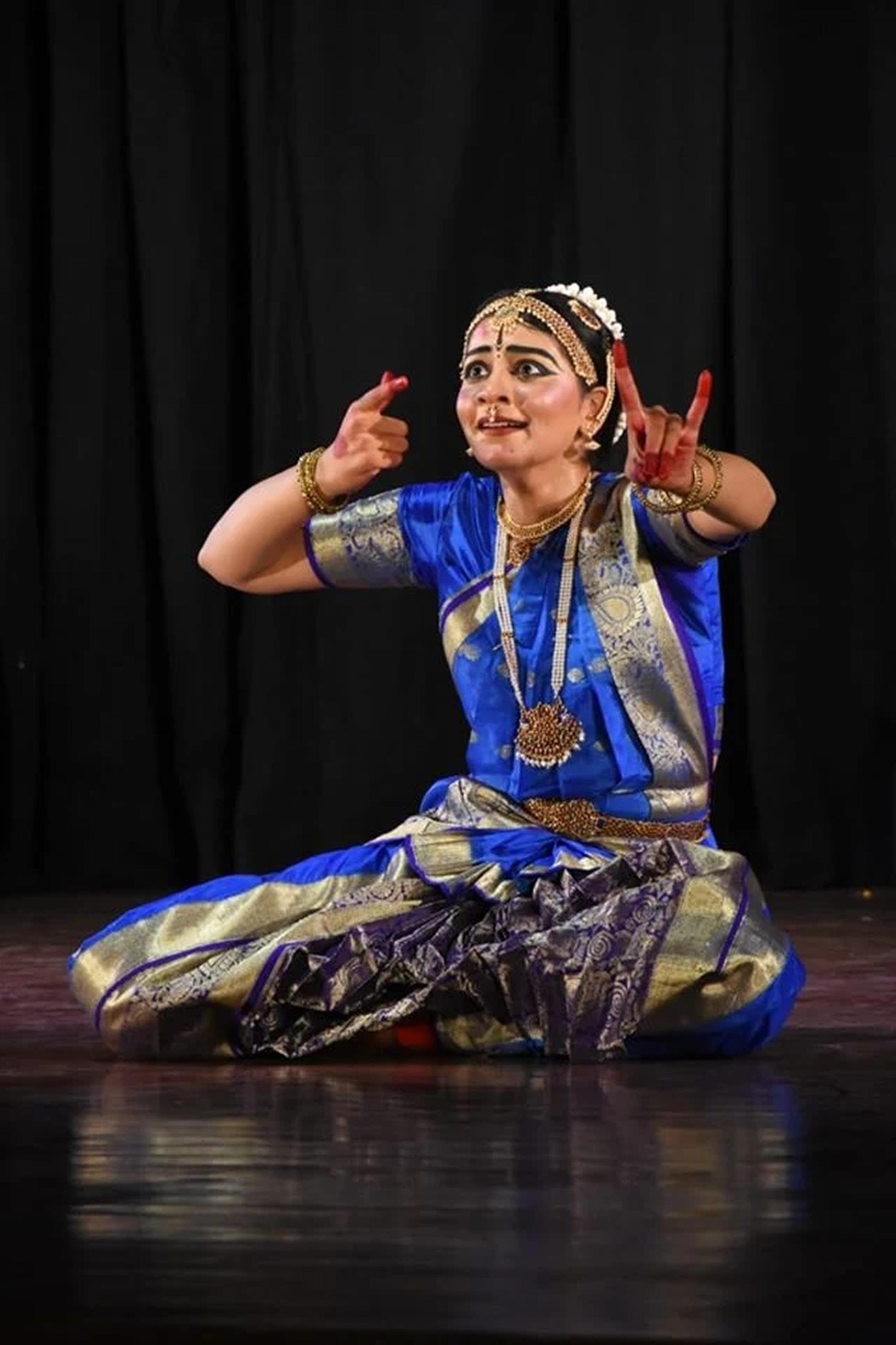 Classical dance performance 4